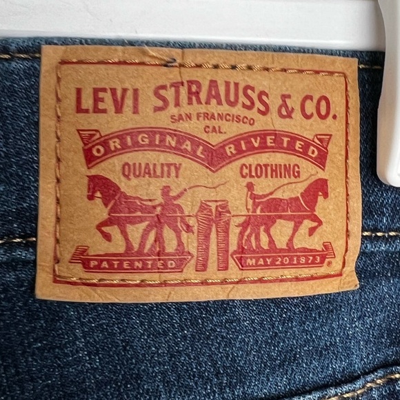 Levi’s 311 Shaping Skinny women’s jeans size 29x30 Blue - Picture 2 of 5